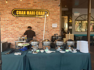 4 - Foods Stalls