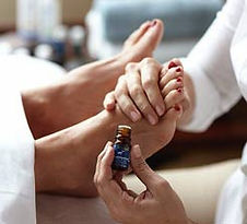 Application-Oils-Foot-3.jpg