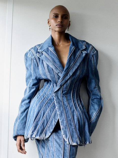 APL MODELS - Sabrin Waran by Kaj Lehner