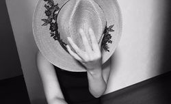 作品名【視線が熱くて】