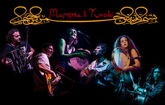 Suoni Controvento - 
Musica a cielo aperto immersi nel palcoscenico naturale del Monte Cucco
e dei b