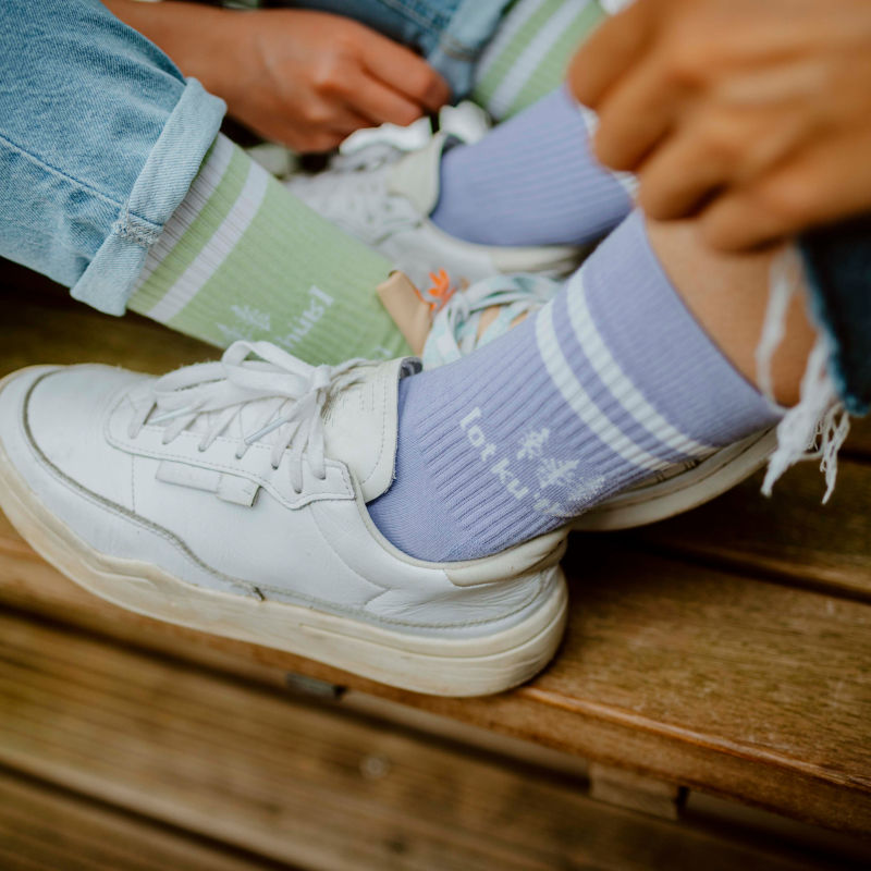 Miniaturbild: Tennissocken | [ot ku’thür] in lila und grün