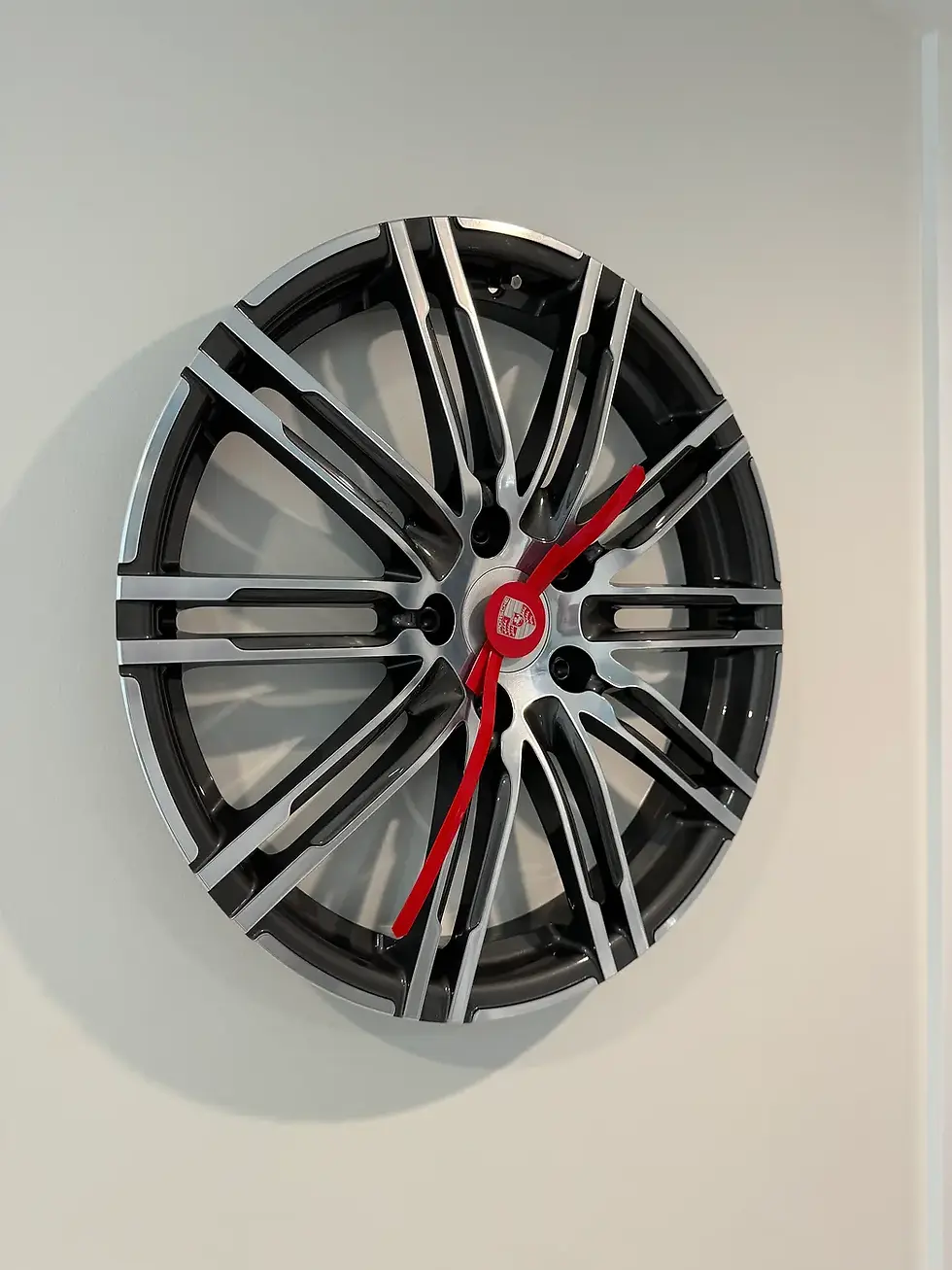 Official Porsche Clock