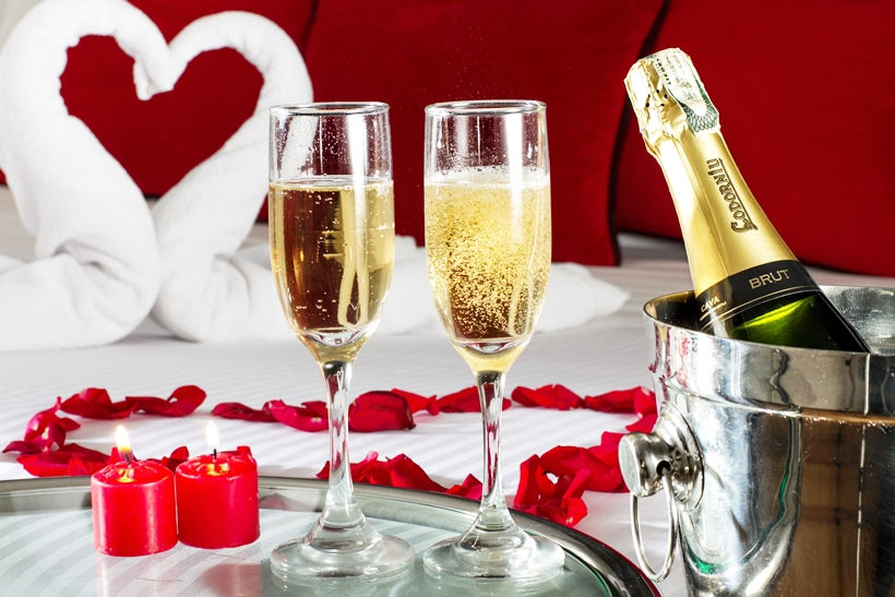 Planes románticos en Maní Casanare con Jacuzzi, cena y decoración romántica.