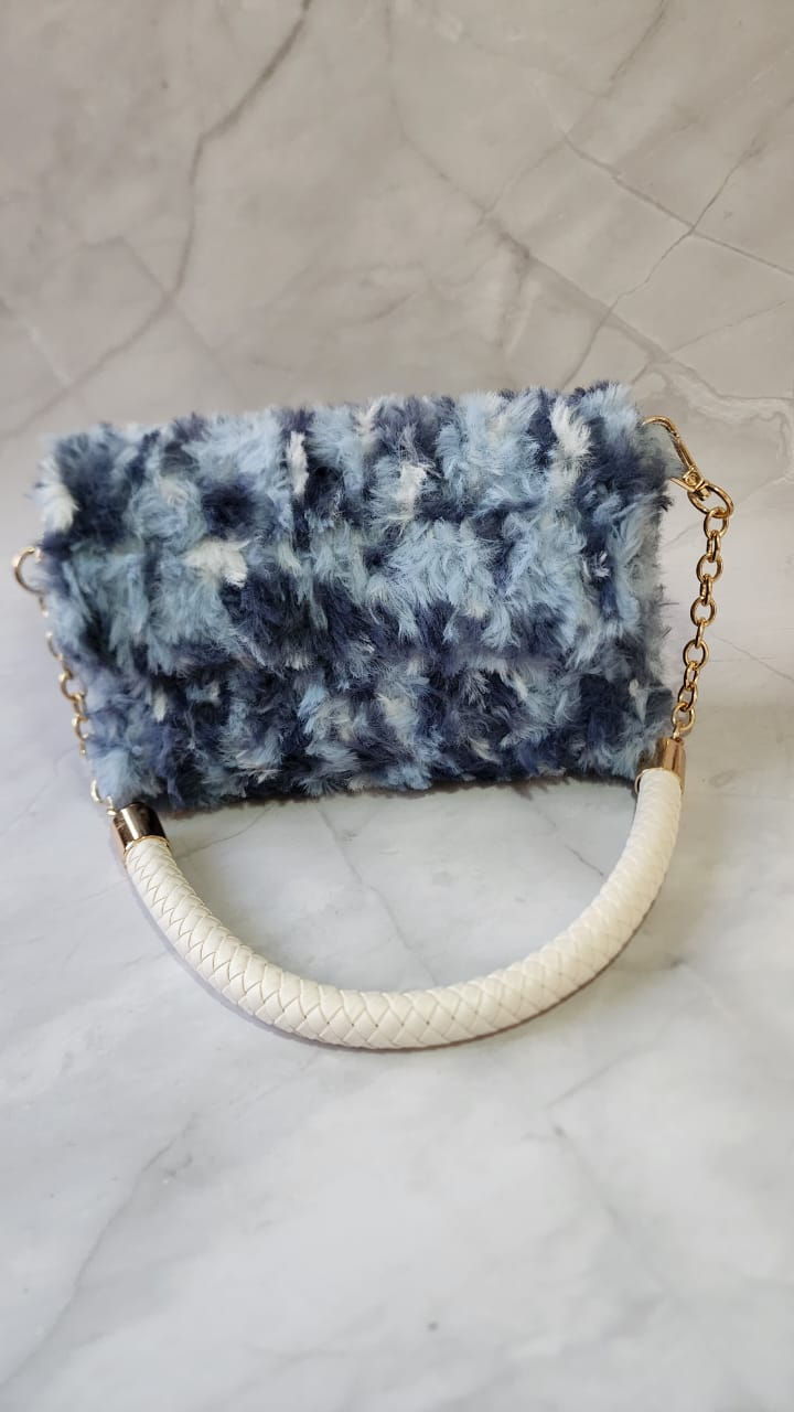 Thumbnail: Canvas stitched clutch