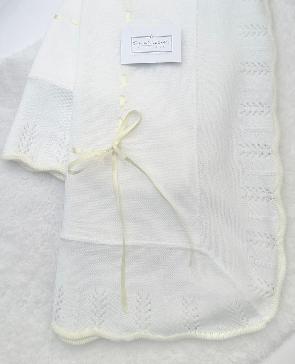 Thumbnail: Baby unisex Spanish shawl/Blanket  - WHITE  /LEMON