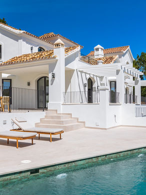 Discover what kind of luxury villa you can buy in Marbella for under €5 million - from Nueva Andalucía to Benahavís. Explore curated listings, investment tips, and insider insights from Marbella real estate expert Samuel Cameron James.