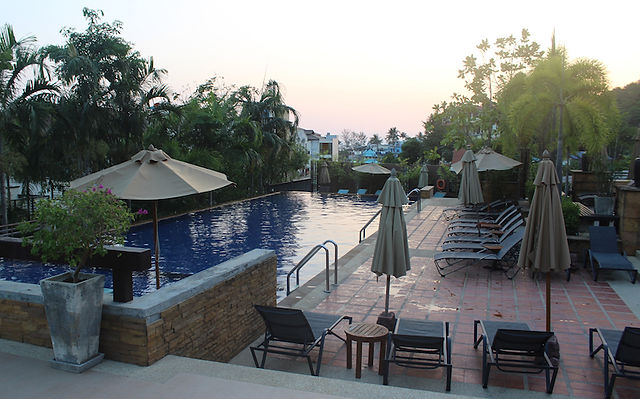 Aonang Cliff Beach Resort9