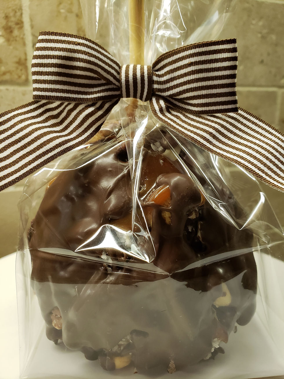 Thumbnail: Jumbo Caramel Apples - "The Big Apple"- 4pk