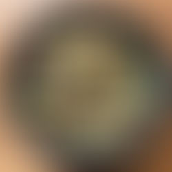 Boerenkoolsalade met geitenkaas, peer & blauwe bessen