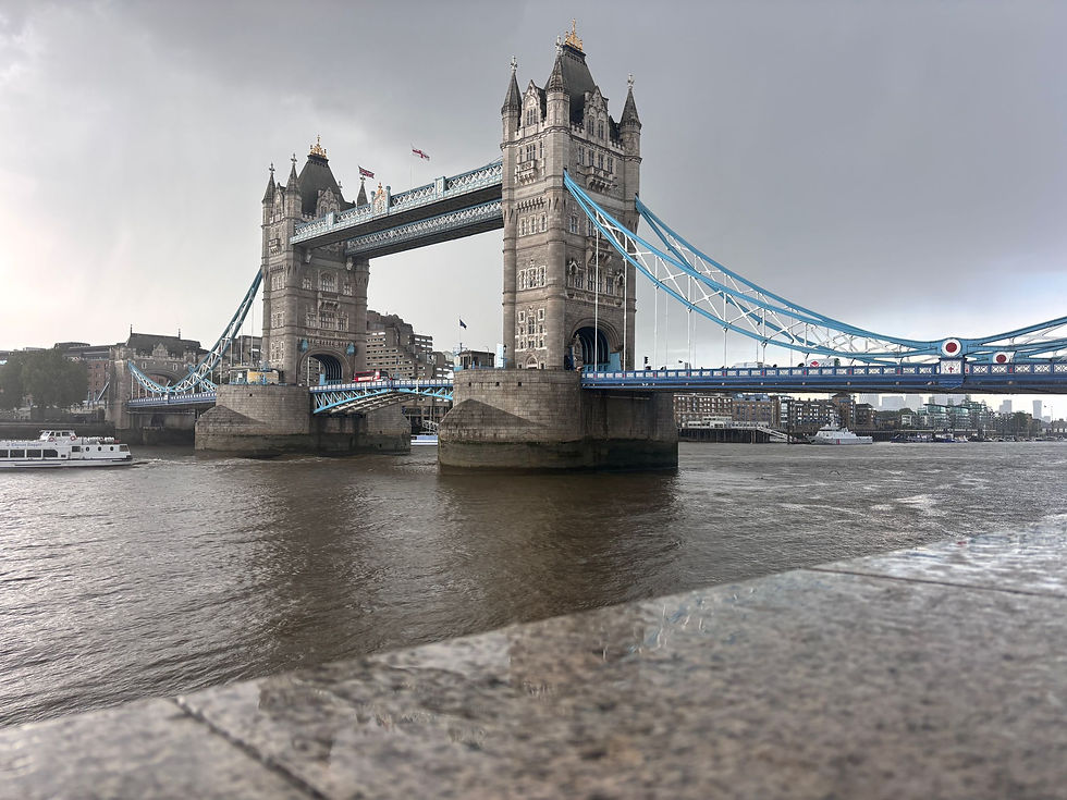 Sabbatcial nemen week 11:  Tower bridge in London 
