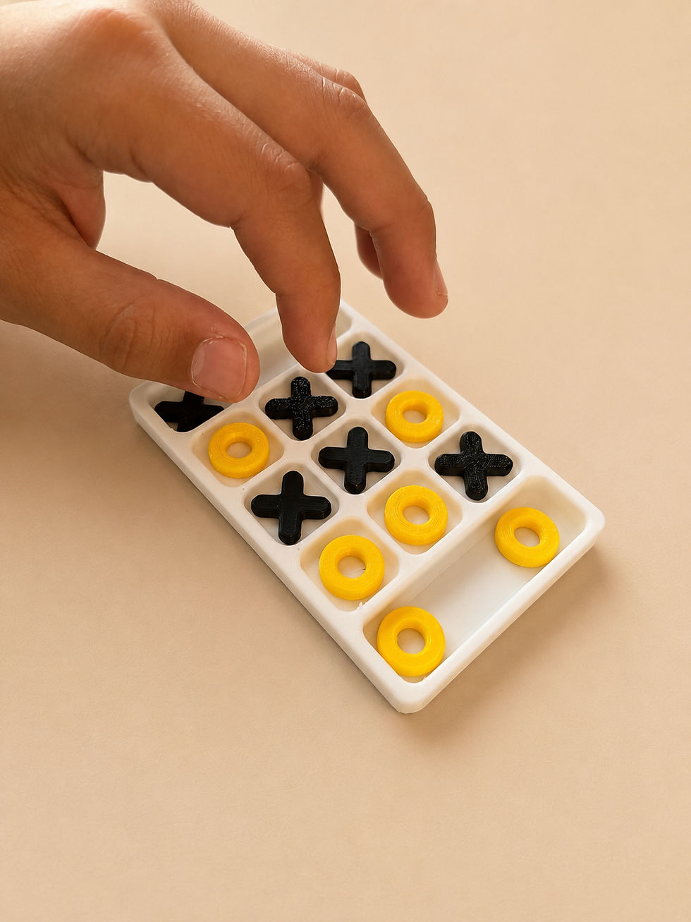 Sabbatical week 12: reisspel kruisje rondje gemaakt met 3D printer