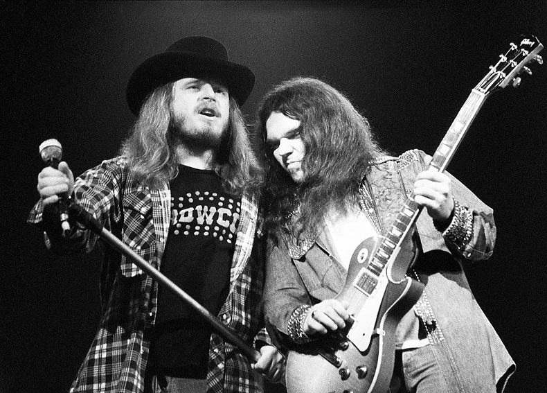 Lynyrd Skynyrd live at Rainbow Theatre London in 1977, black and white photo by Chris Horler