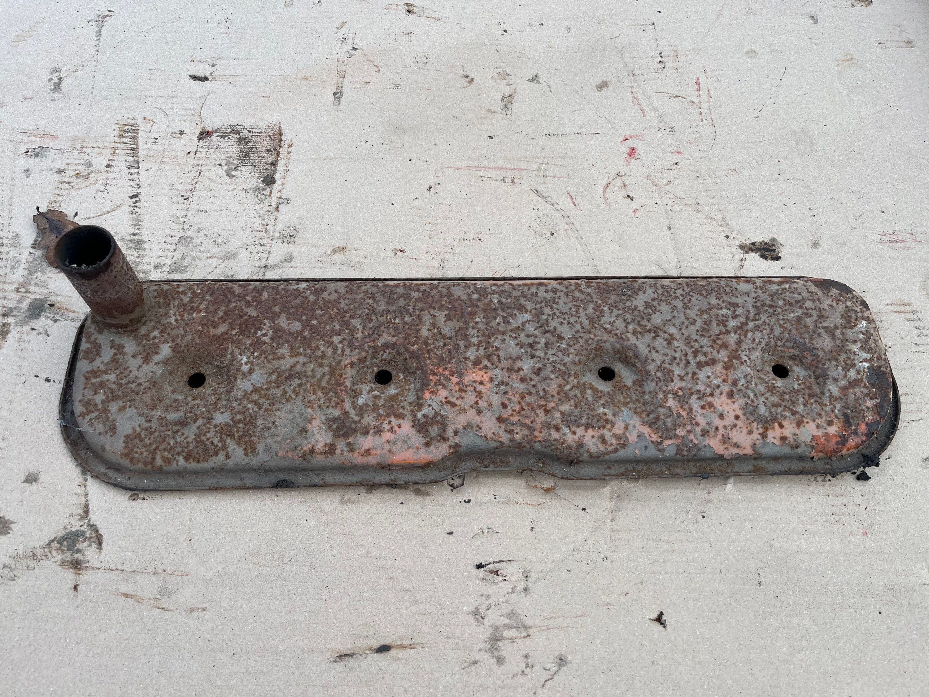 Allis Chalmers  U + M rocker cover
