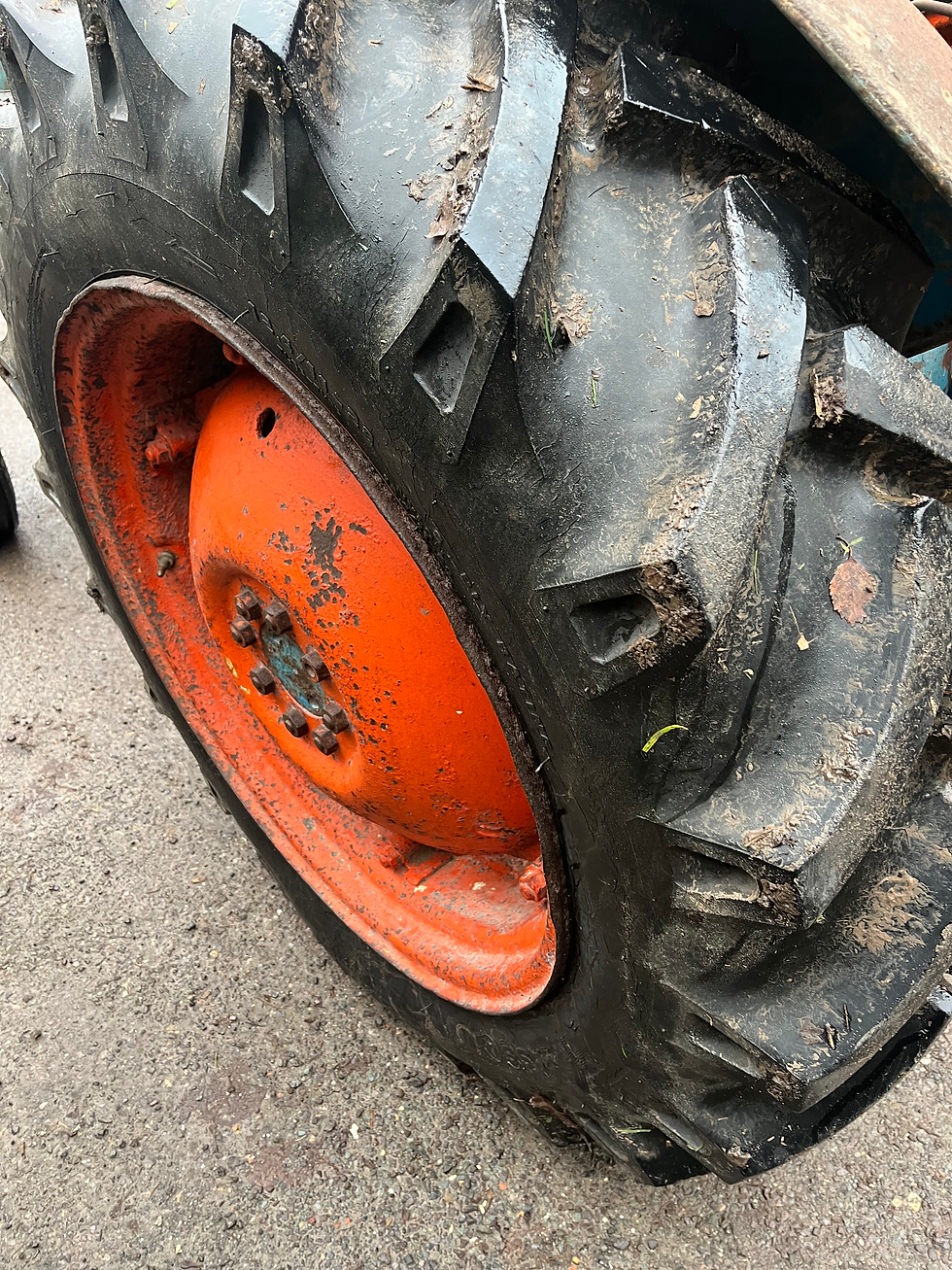 Thumbnail: 28" wheels and tyres 