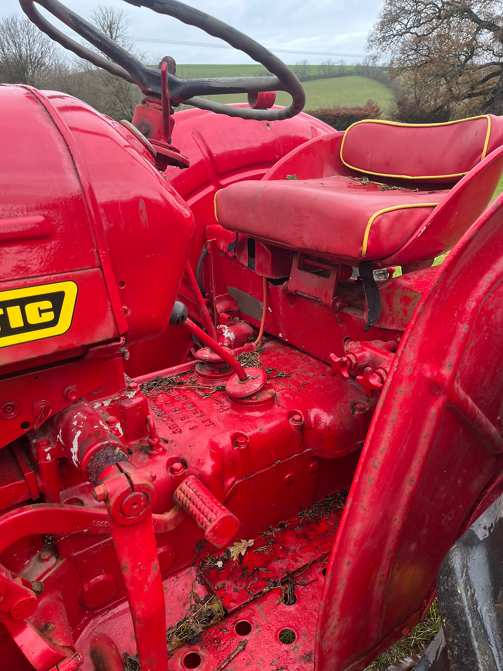 Thumbnail: David Brown 990 Implematic 