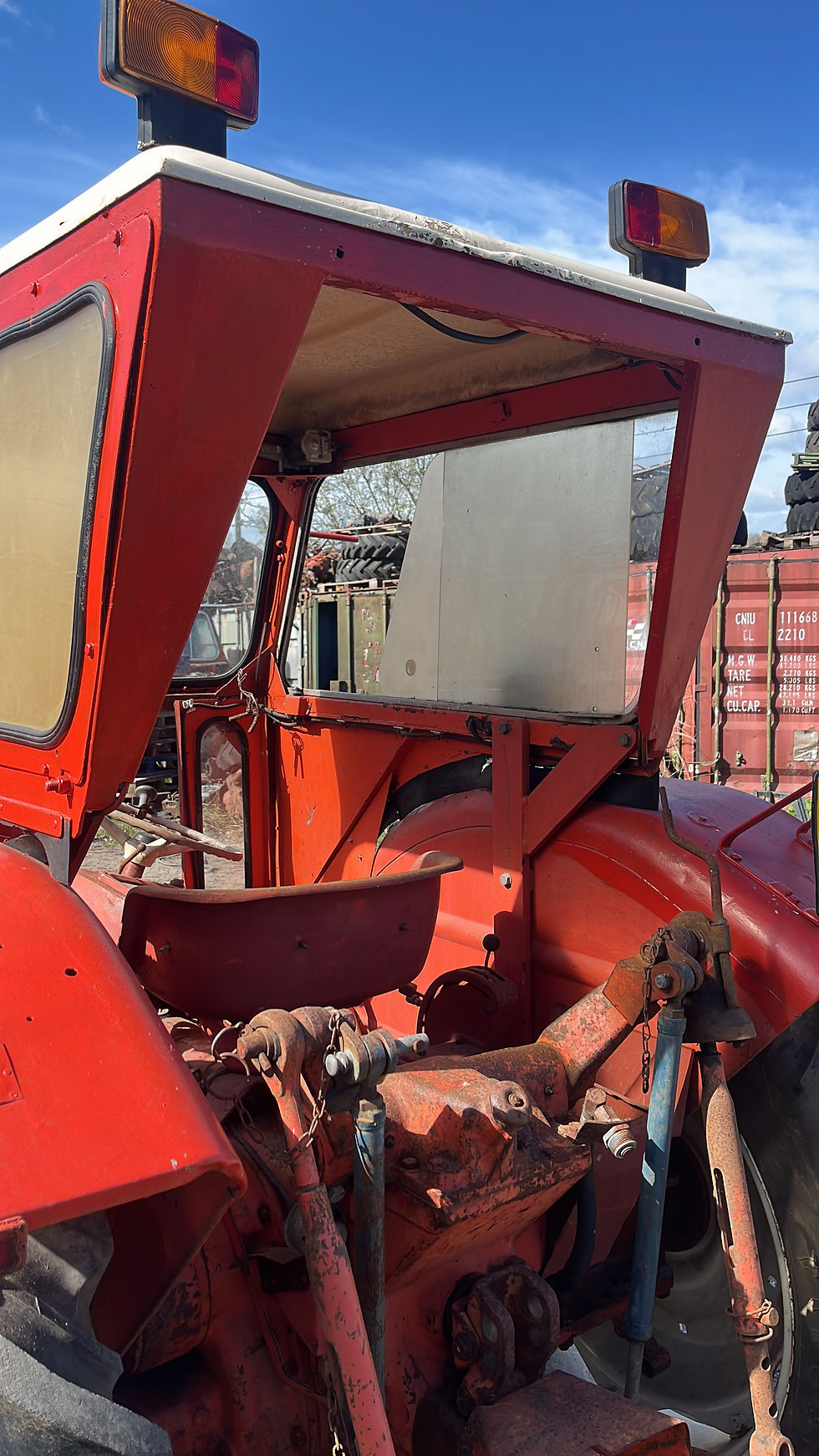 Thumbnail: Nuffield 4/65 cab