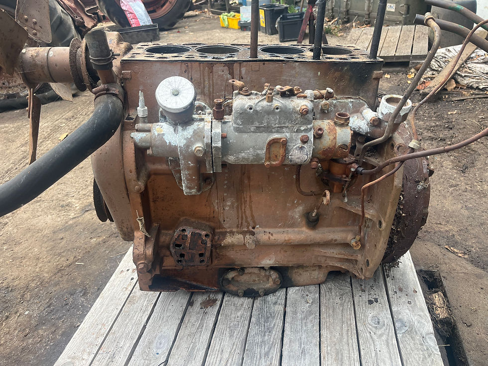 Thumbnail: Massey Ferguson FE 35 engine 
