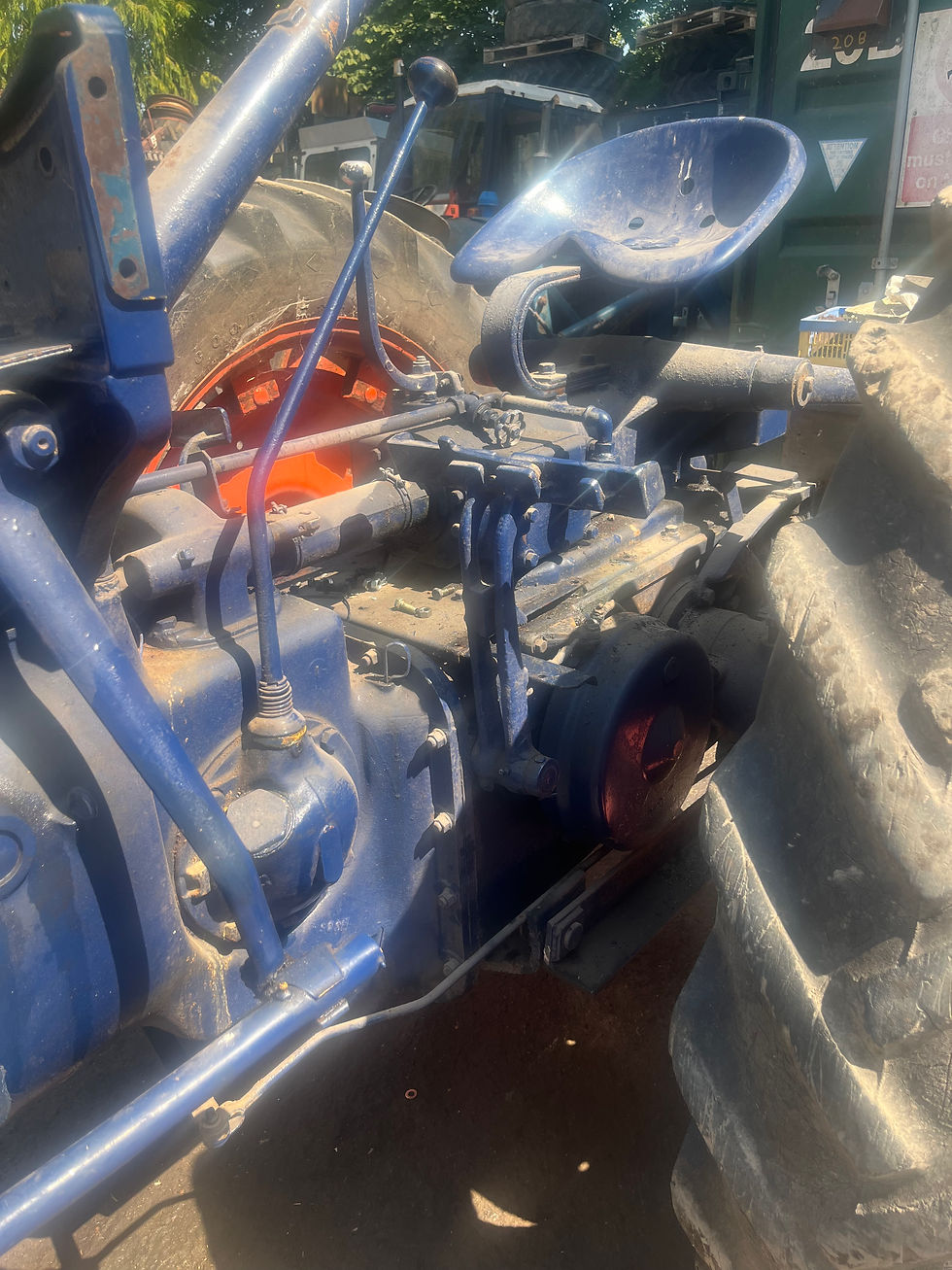 Thumbnail: Fordson E27N BREAKING 