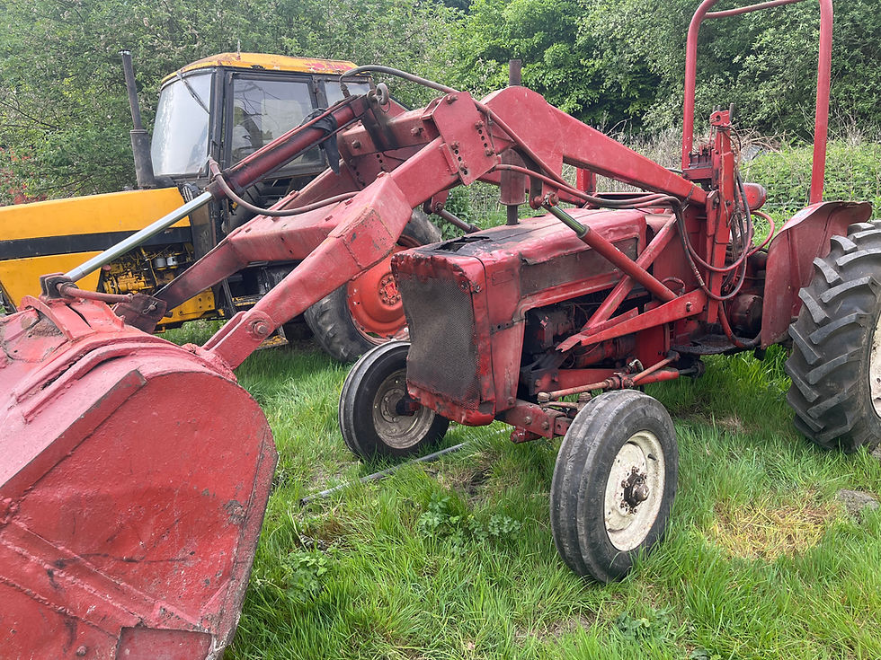Thumbnail: International 414 BREAKING 