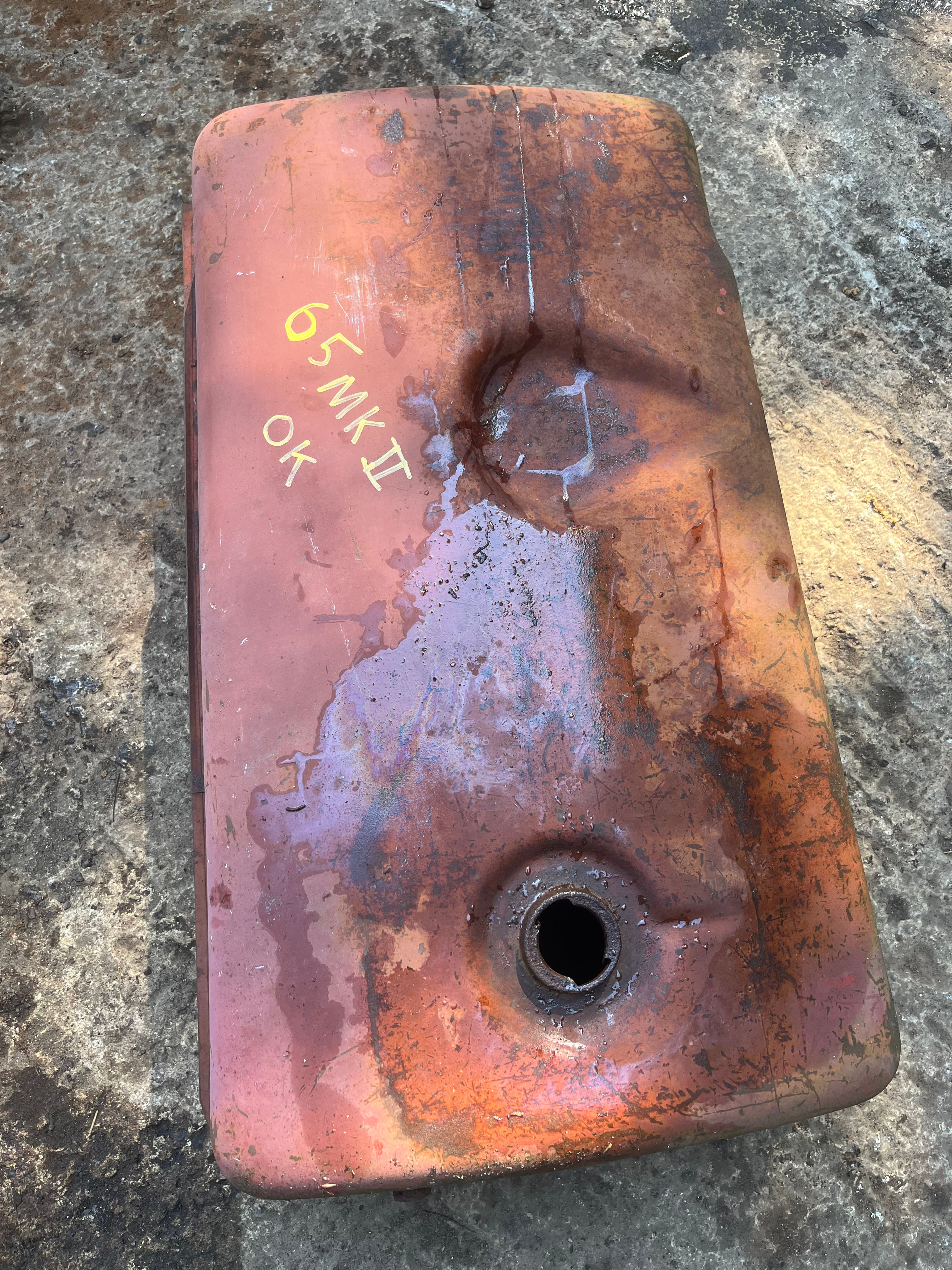 Massey Ferguson 65 mk2 tank