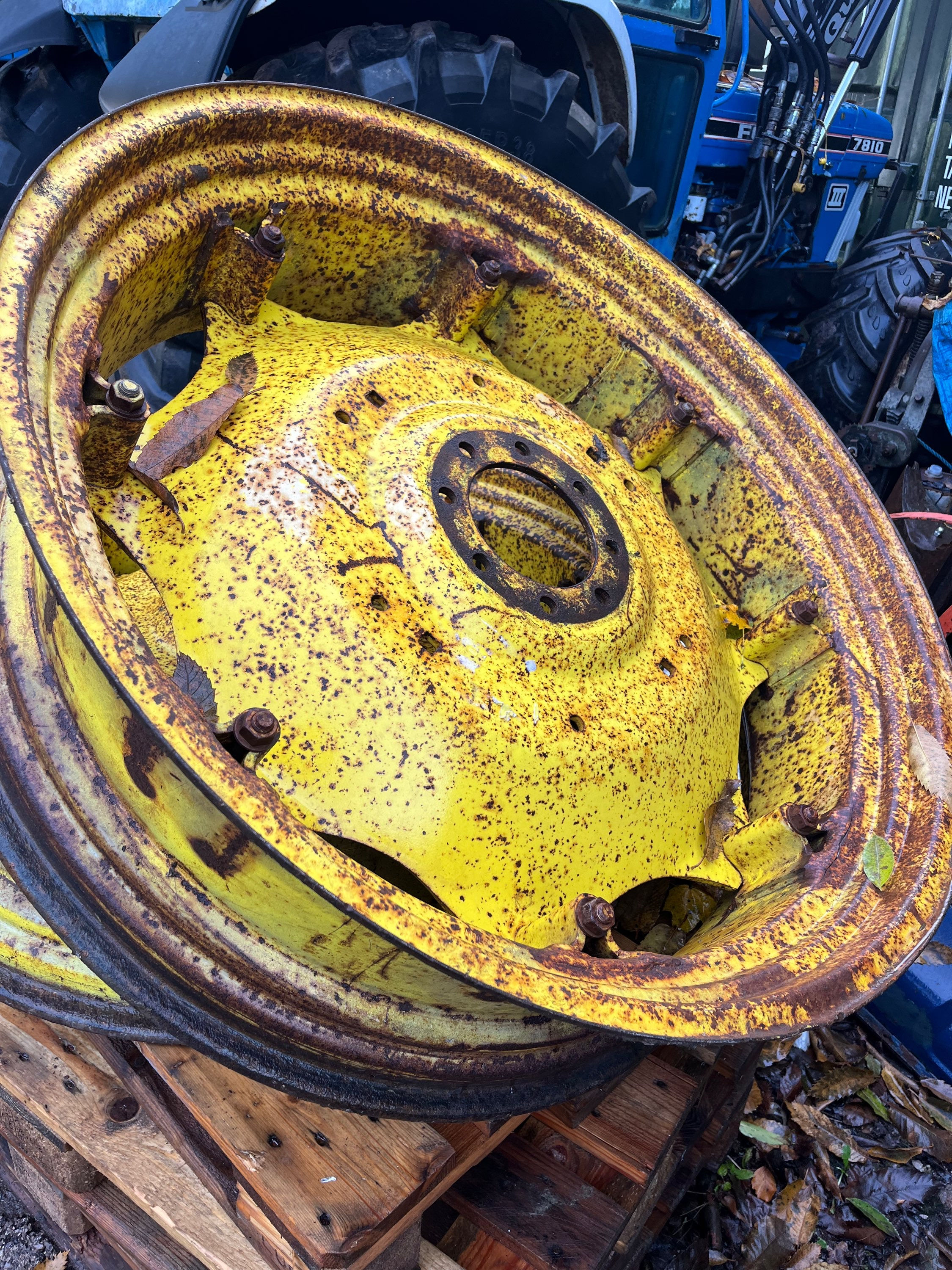 John Deere 38” wheels 