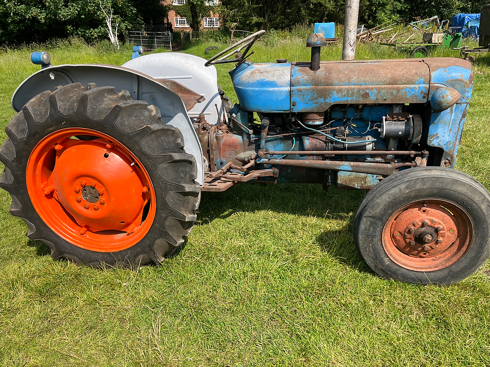 Thumbnail: Fordson Dexta SOLD ex farm