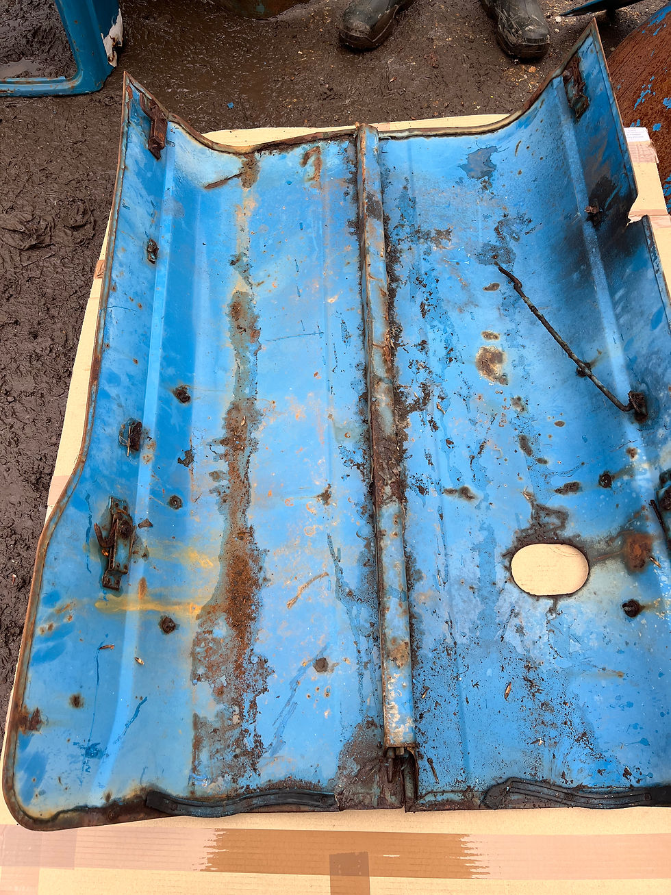 Thumbnail: Fordson Super ect major bonnet 