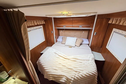 LAIKA 7012 Cama ISLA CARNET 4pl C1 150cv 7,m