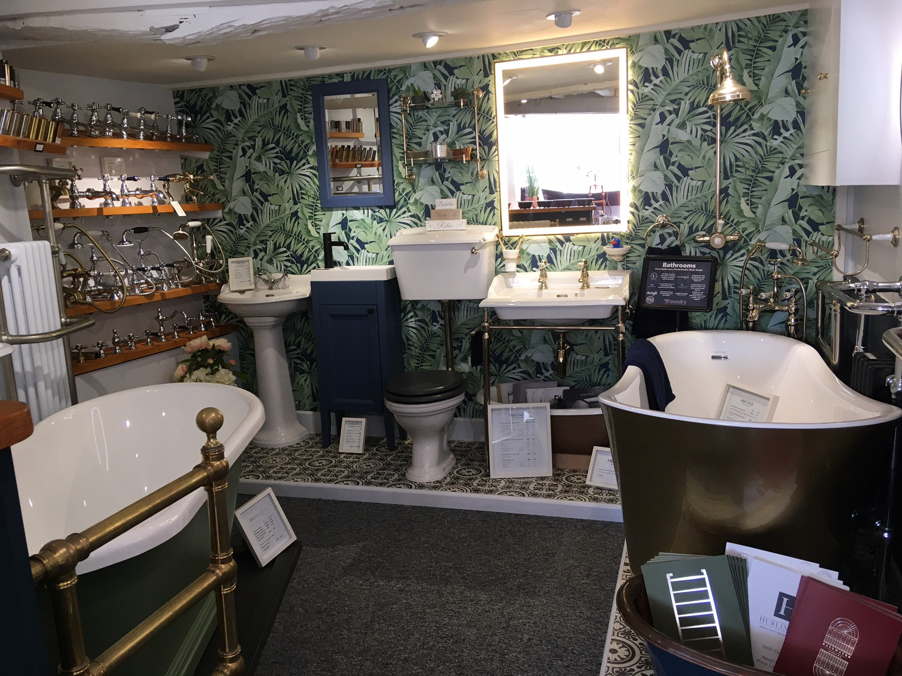 (c) Foundrybathrooms.co.uk