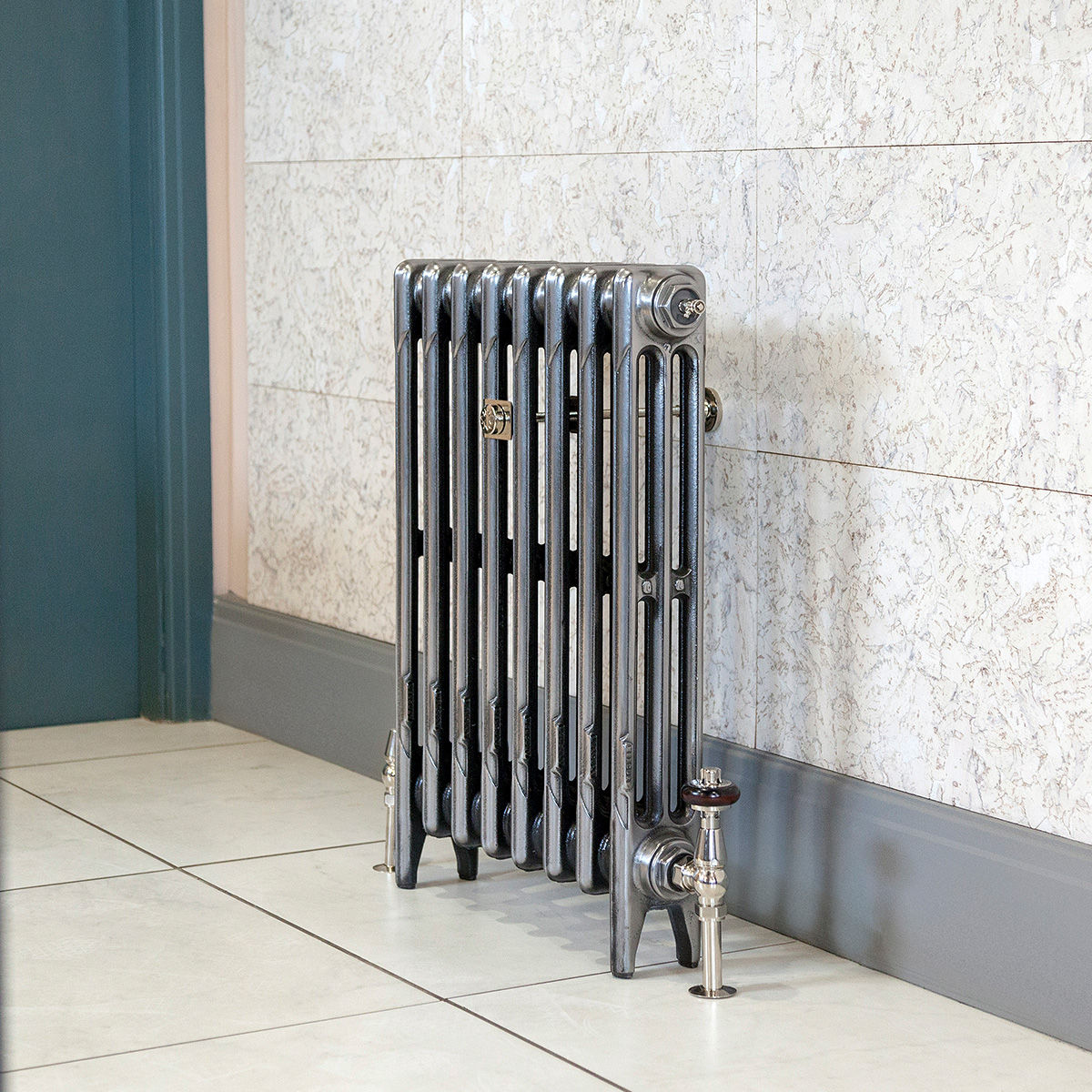 The Mercury 3 Column Cast Iron Radiator | Castrads