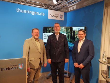 Kompetenzzentrum Holzbau in Suhl: Thüringen investiert in nachhaltige Zukunft