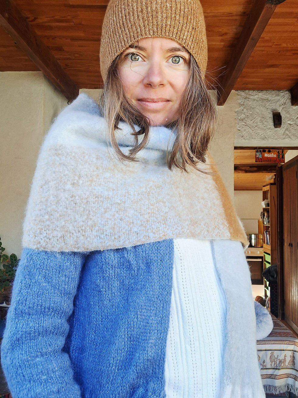 Miniature : Gilet court tricoté main – Alpaga & soie