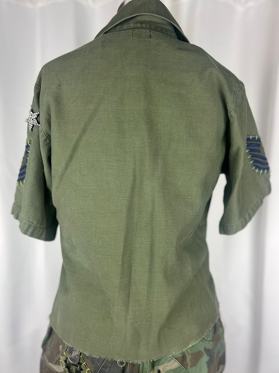 Thumbnail: Cropped Short Sleeve Utility Shirt