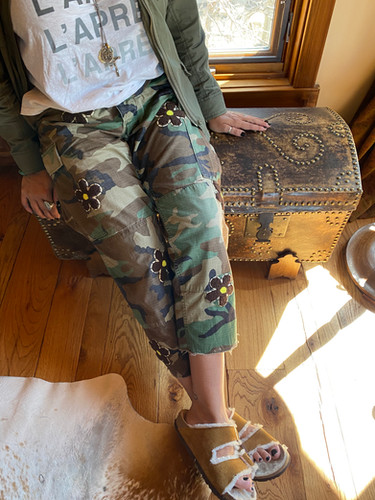 【KOOLOSET】Flower Camo Cargo Pants Flower Power Camo Pants | Rank & Sugar new