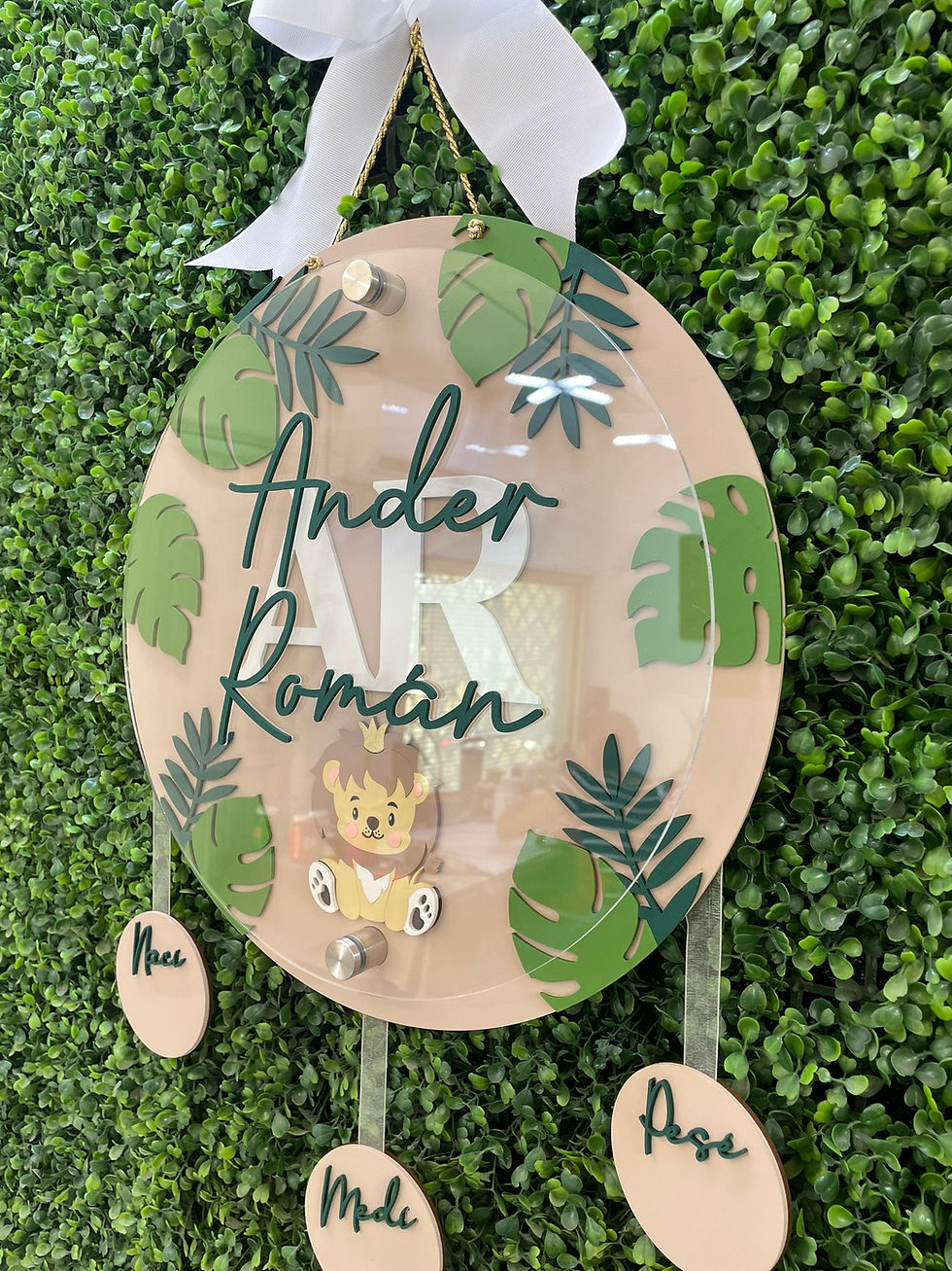 Colgante de maternidad de león 16