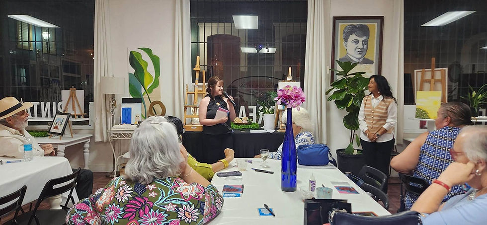 Tanya Torres and Zarina Ramirez presenting Alma creativa at La Casita de Ely.