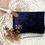 Miniature : Suzon, la pochette en cuir personnalisable