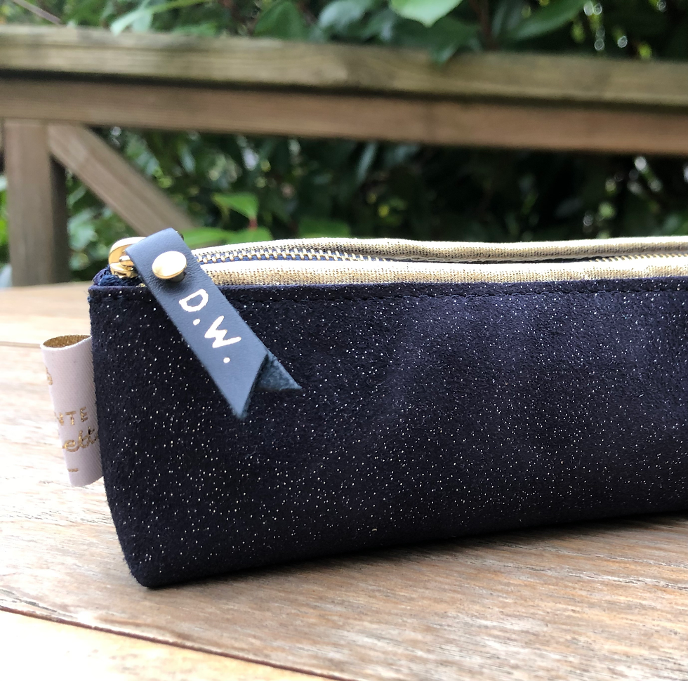 Miniature : Avril, la trousse d'écolier en cuir