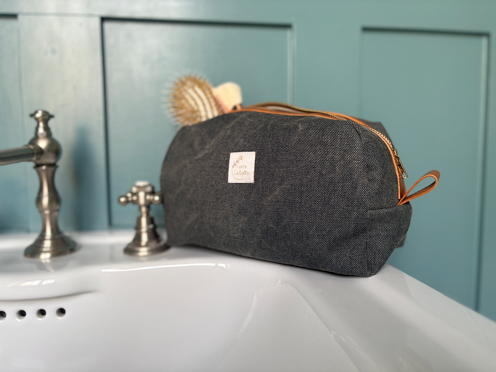 Miniature : Marcel, la grande trousse de toilette à empiècement cuir