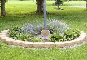 Flag Landscaping Front Yards_edited.png