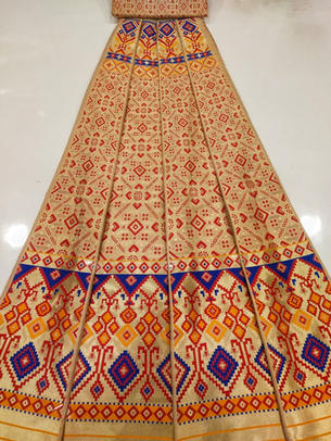 Banarasi Weave Kali