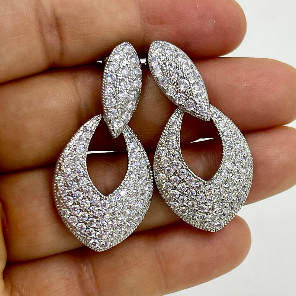 Miniatura: Arete Boda