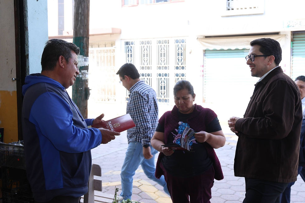 Funcionarios estatales deberán repartir 200 mil revistas para “combatir la desinformación” 📰🤯💸