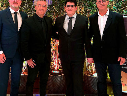Representantes do Sindicato dos Bancários de Sorocaba participam de posse da FEEB/PR
