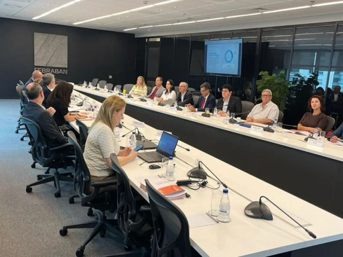 Feeb SP/MS participa de mesa temática sobre Igualdade da Mulher Bancária