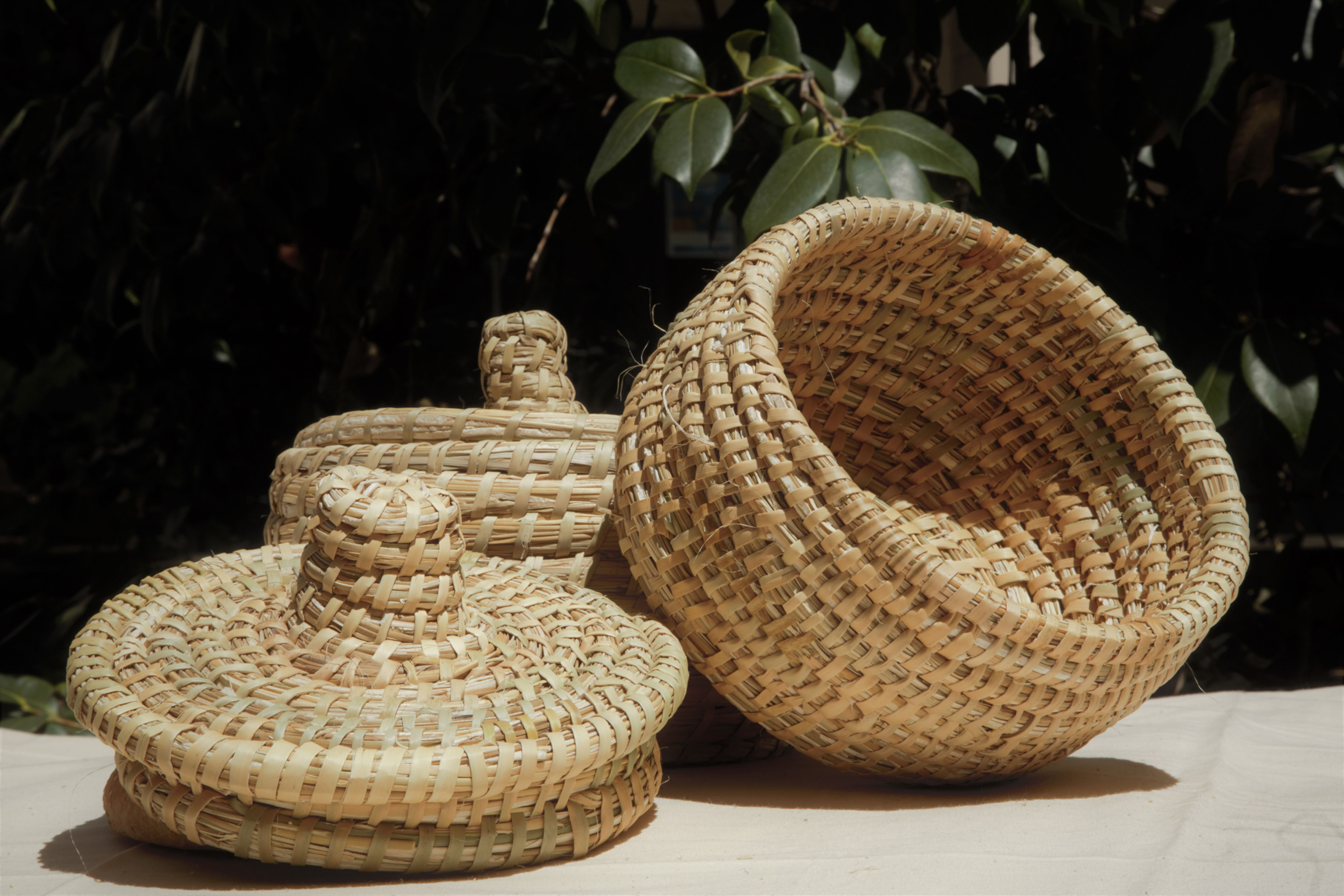 Panier à pain rond avec couvercle