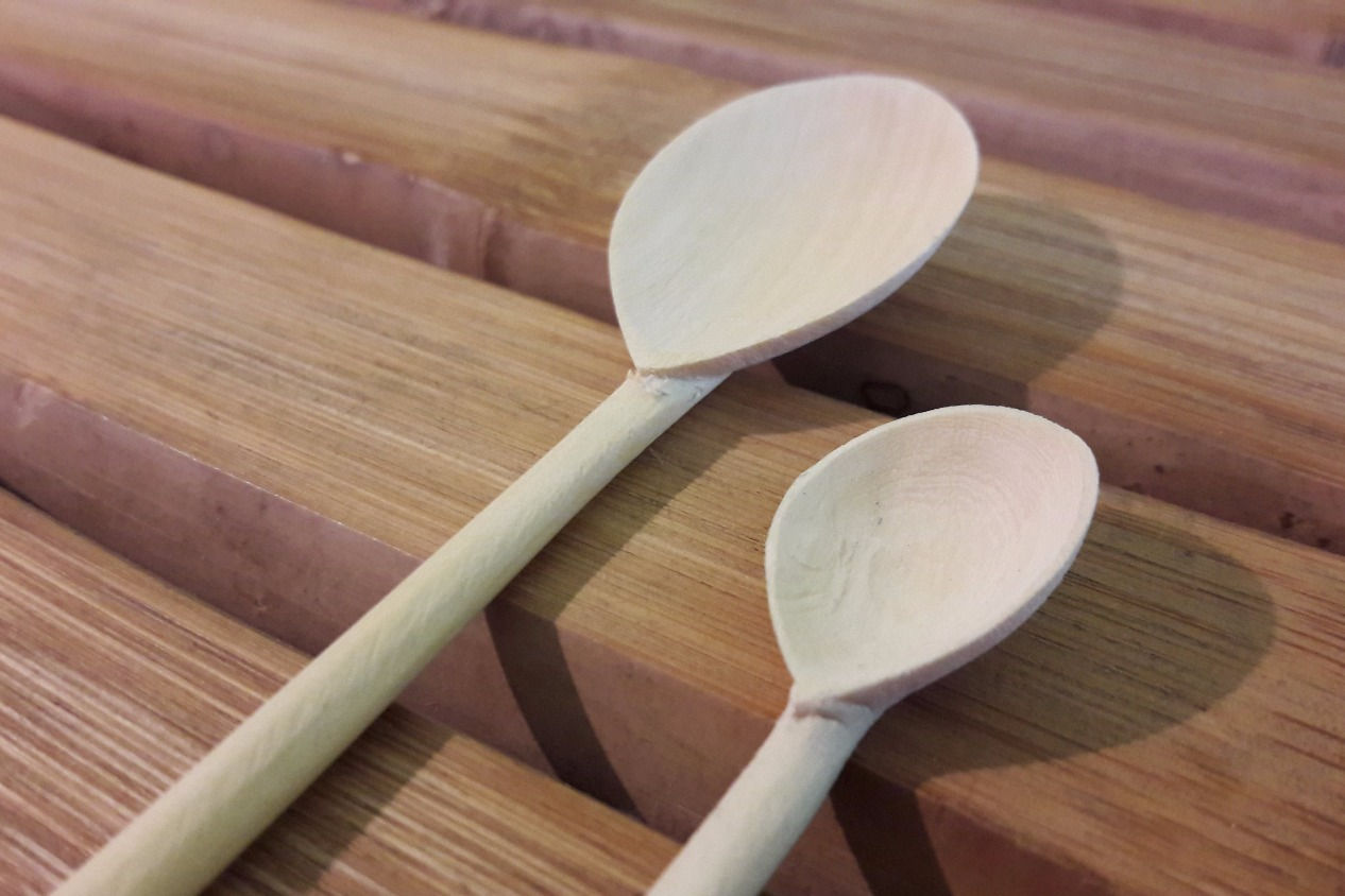 Cuillères forme "amande" en citronnier