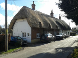 New long straw roof - Ecchinswell