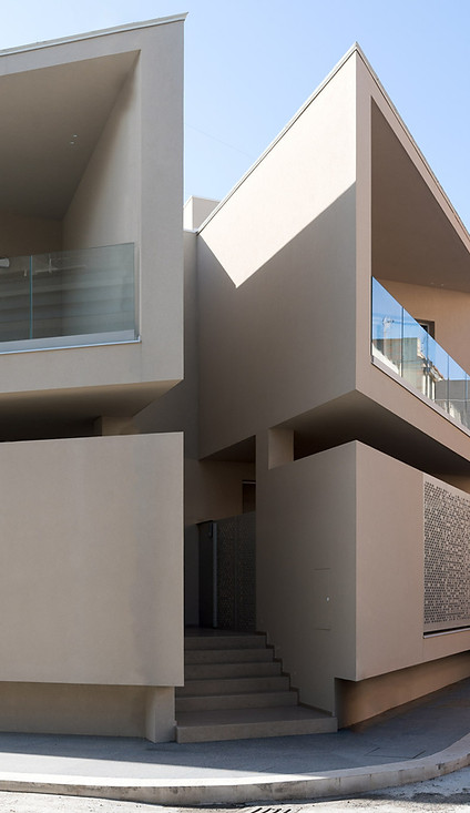 Triangle-House